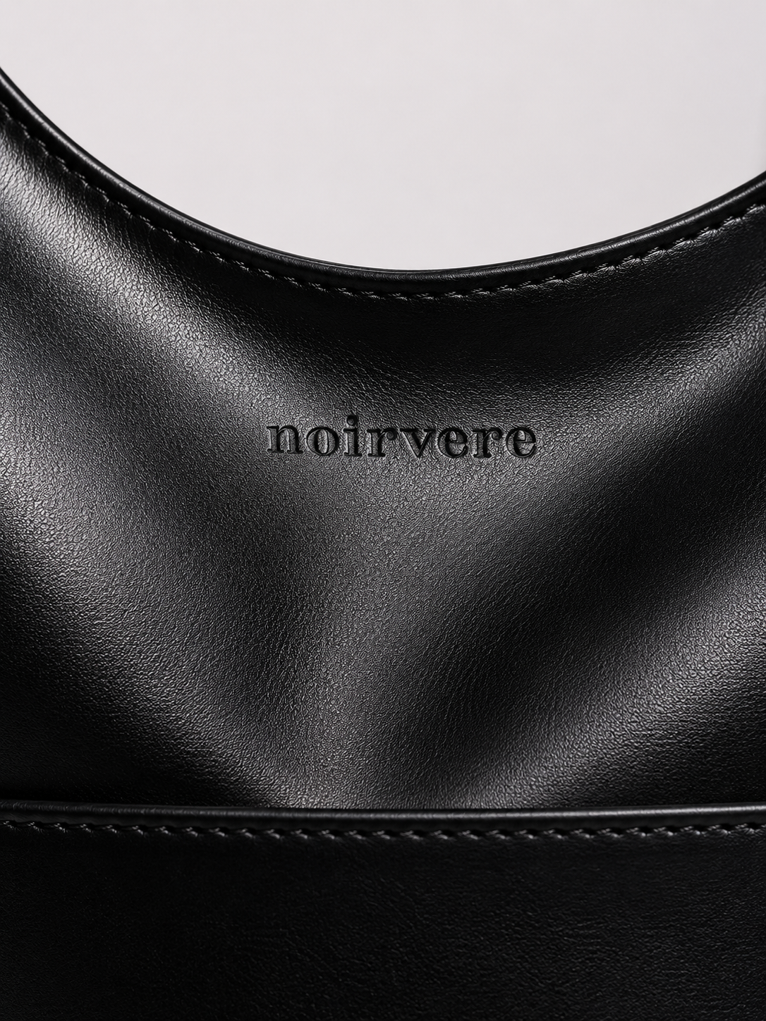 Noir Essence | Borsa